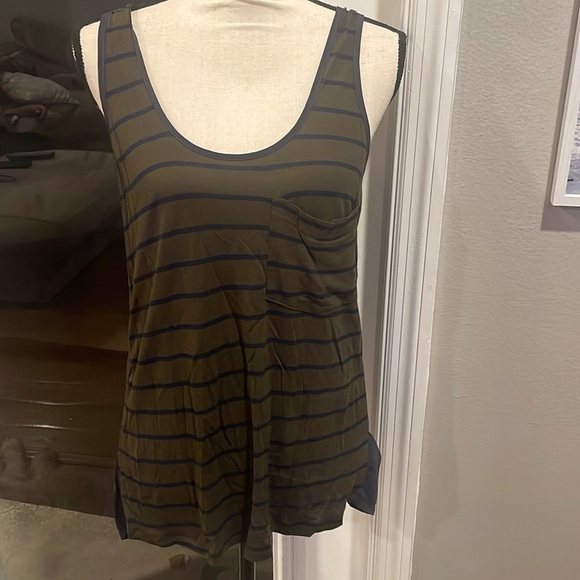 Eight Sixty Tops - EUC Eight Sixty Olive Green and Navy Blue Striped Tank Top Size small